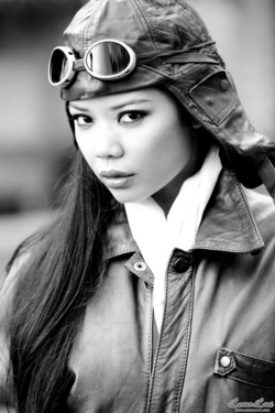 Miss Luana Lani Aviator - 03