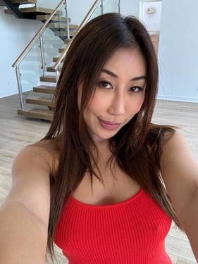 Nicole 17 - 02