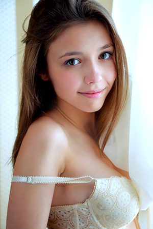 Mila Azul Via Met-Art