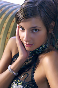 Gorgeous Brunette Babe In Heat