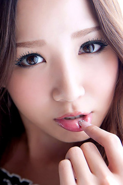  in "Sexy Japanese Babe" via All Gravure