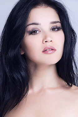 Malena in "Malena Via Watch4Beauty" via Watch4Beauty